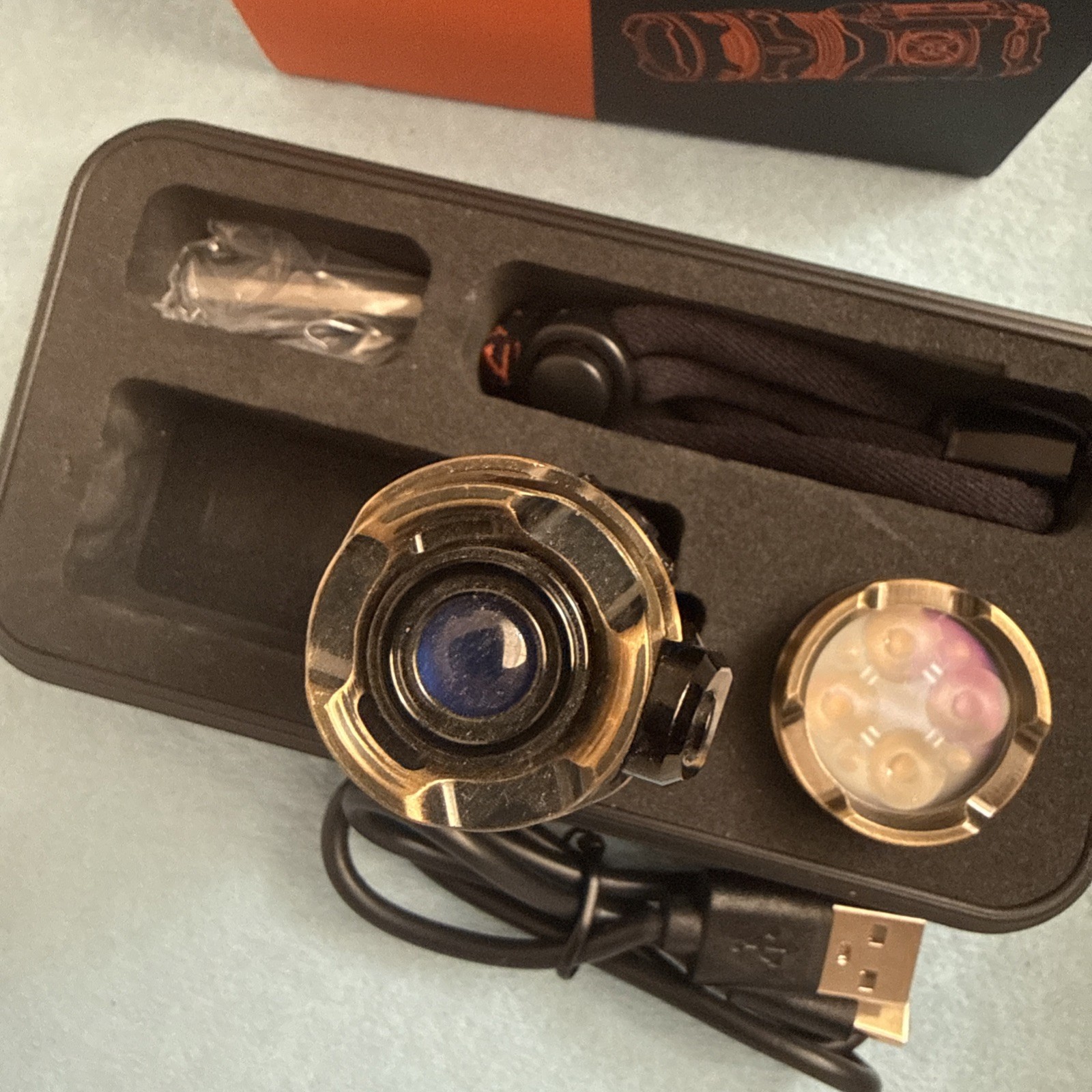 Manker Timeback III Titanium Flashlight 2500LM Cool White USB Recharge