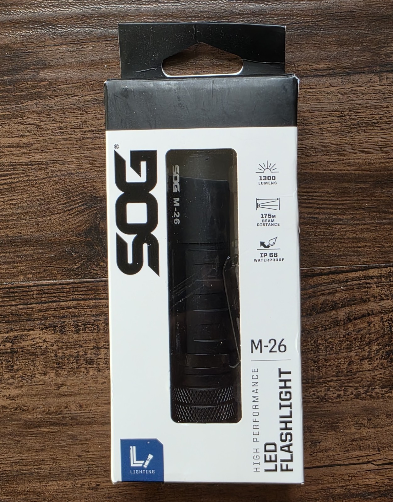 SOG M26 Flashlight 1300L Rechargeable Resistant Water/Impact 1300 Lumens LED