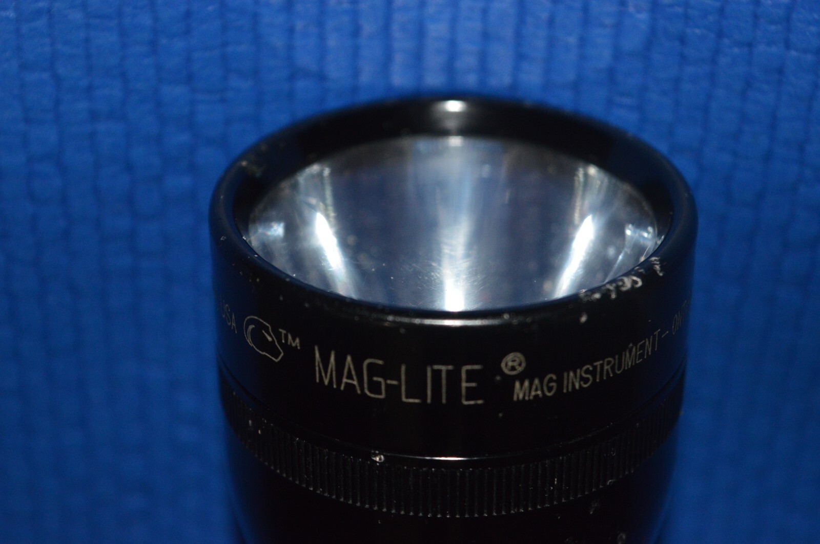 Mag-Lite Black Flashlight Mag Instrument Ontario California Engrave Writing
