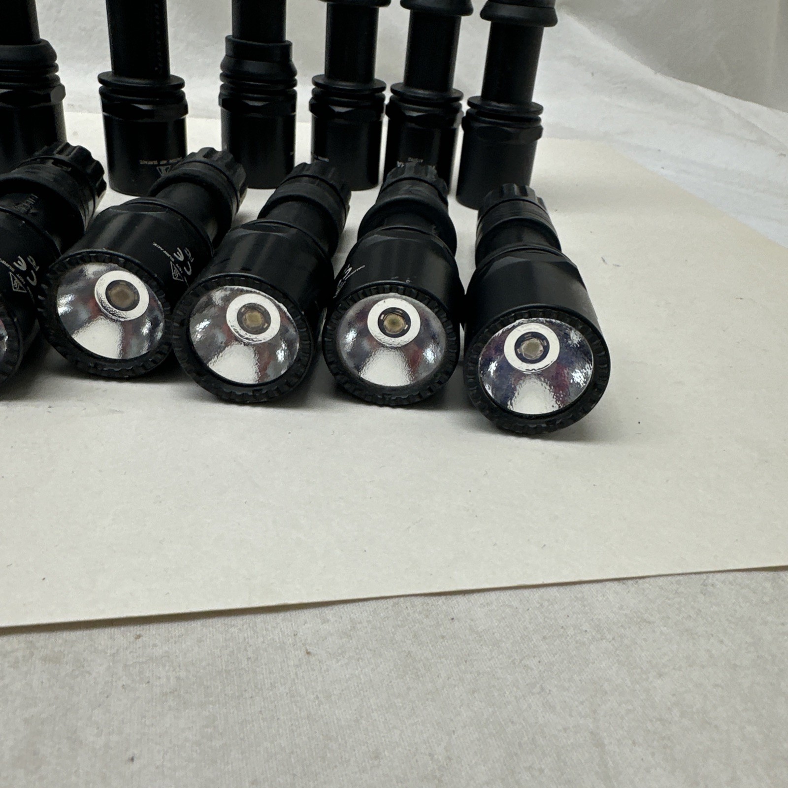Surefire G2ZX LED Combat Light Flashlight Grade B 600 Lm Single Stage Metal Head