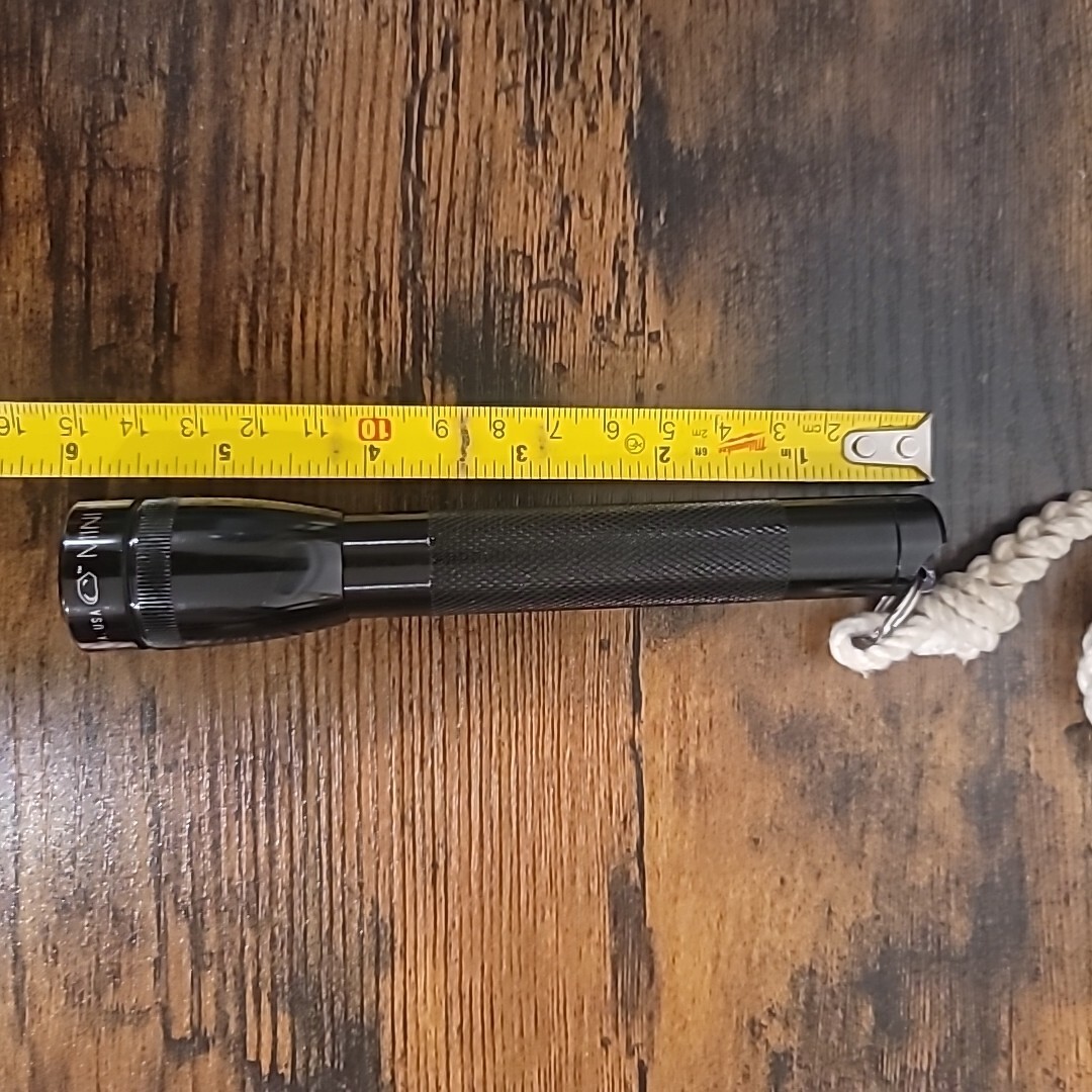 MINI MAGLITE AA mag instrument-California,USA