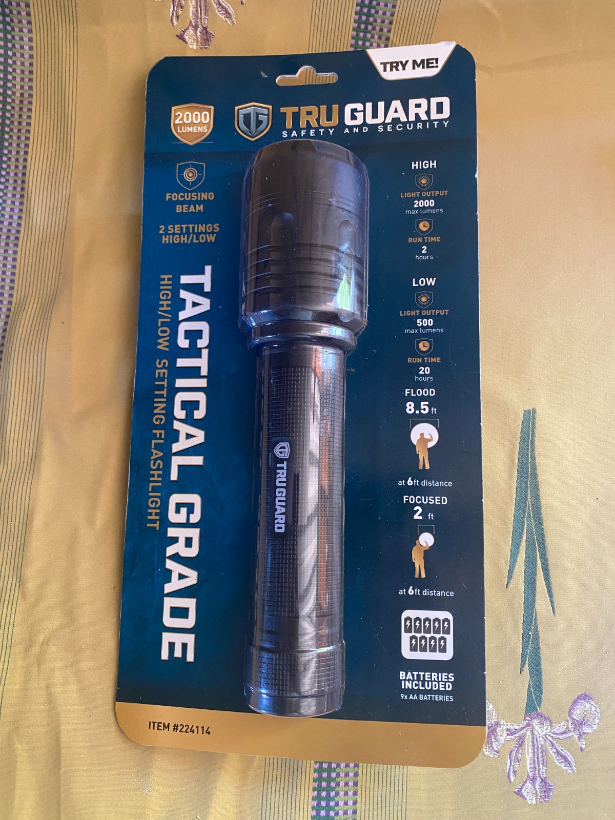 Tru Guard Tactical Grade Flashlight 2000 Lumens High Low Focusing Beam Brand New