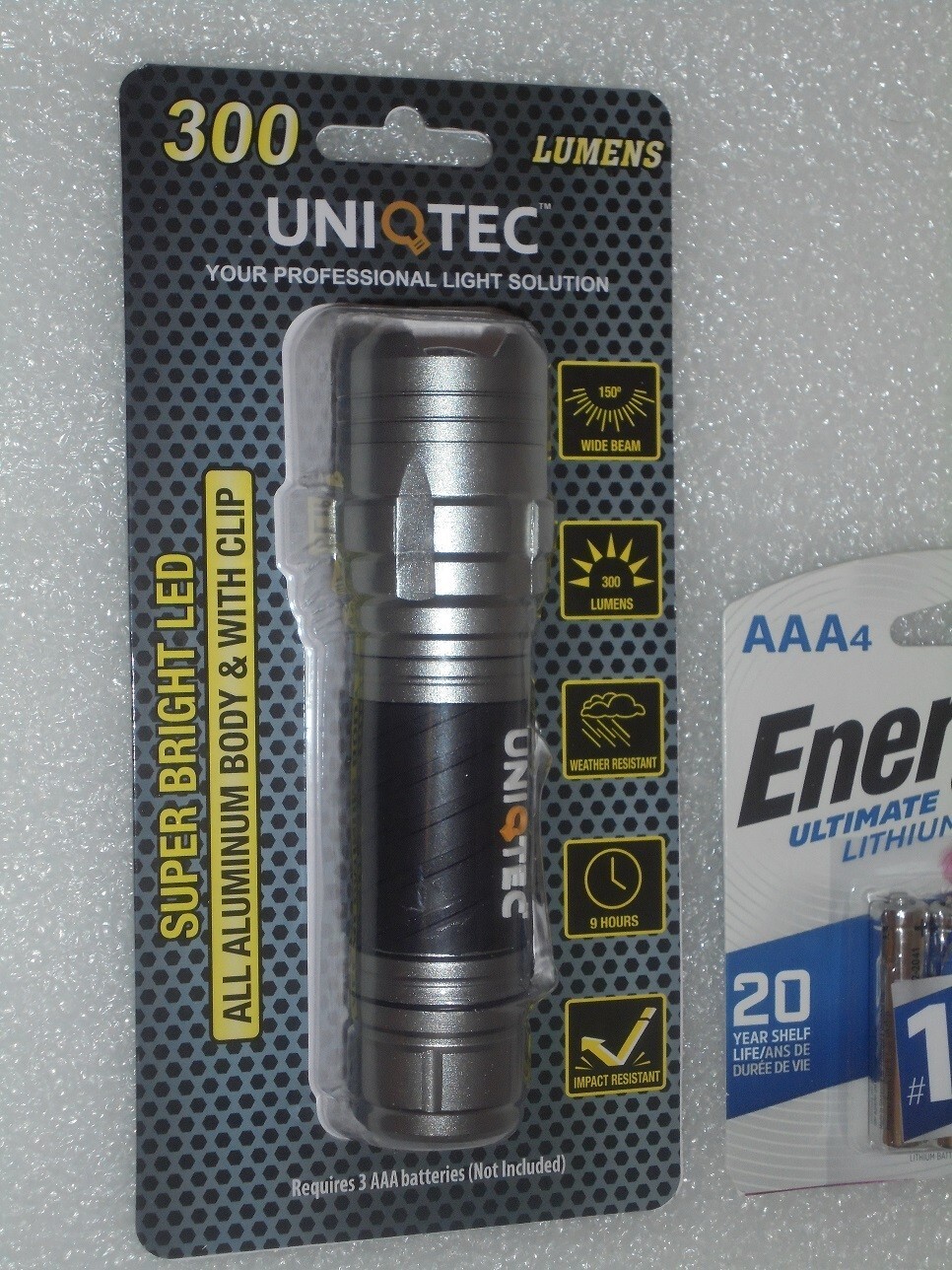 UNITEC- SUPER BRIGHT ALUMINIUM LED FLASHLIGHT! BATTERIES INCL! NEW! MFG. SEALED!