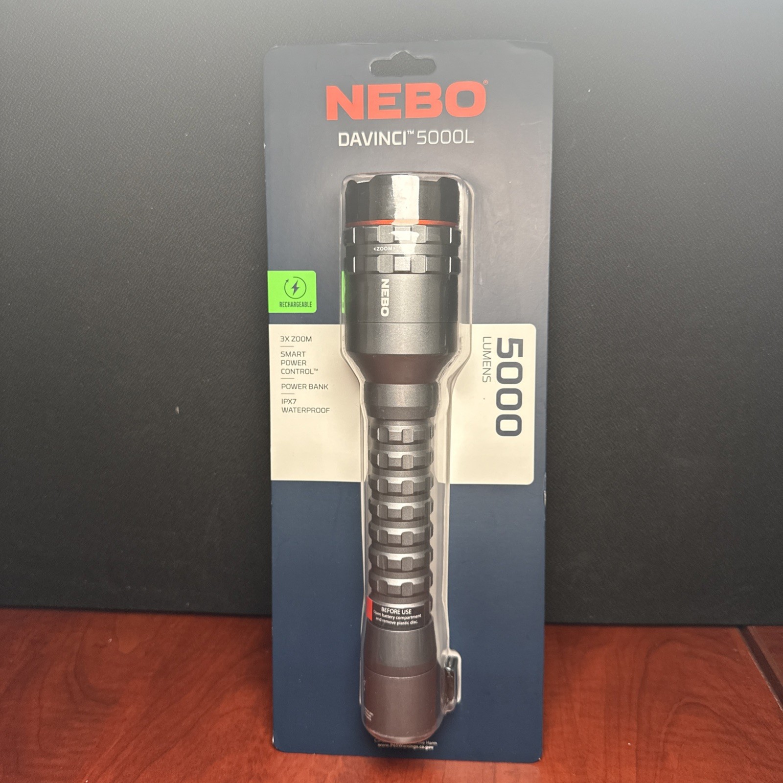 NEBO DaVinci 5000L Lumens Waterproof Flashlight with Power Bank and 3X (8682)