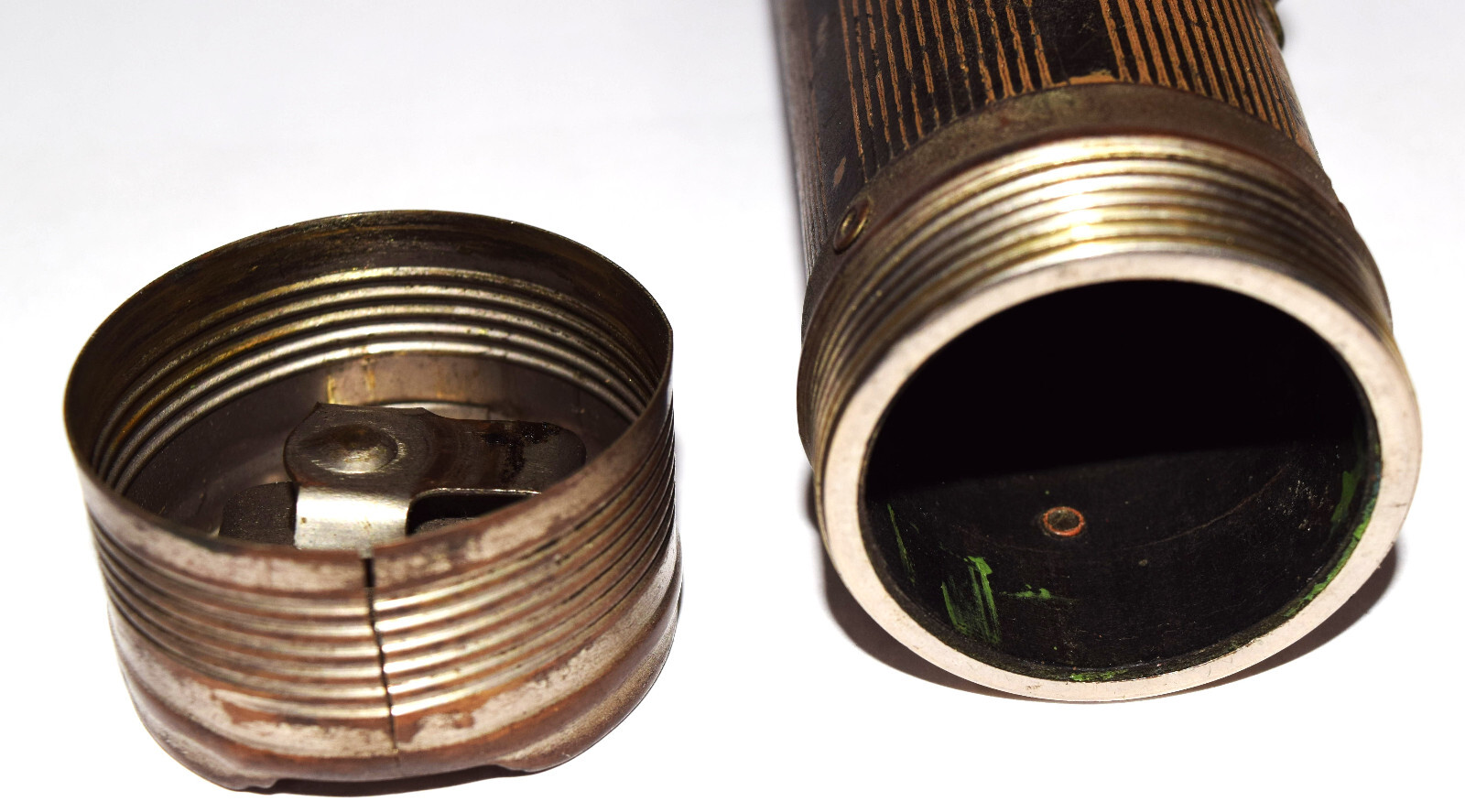 BOND 7″ Flashlight – Bond Electric Corp., Jersey City, N.J.