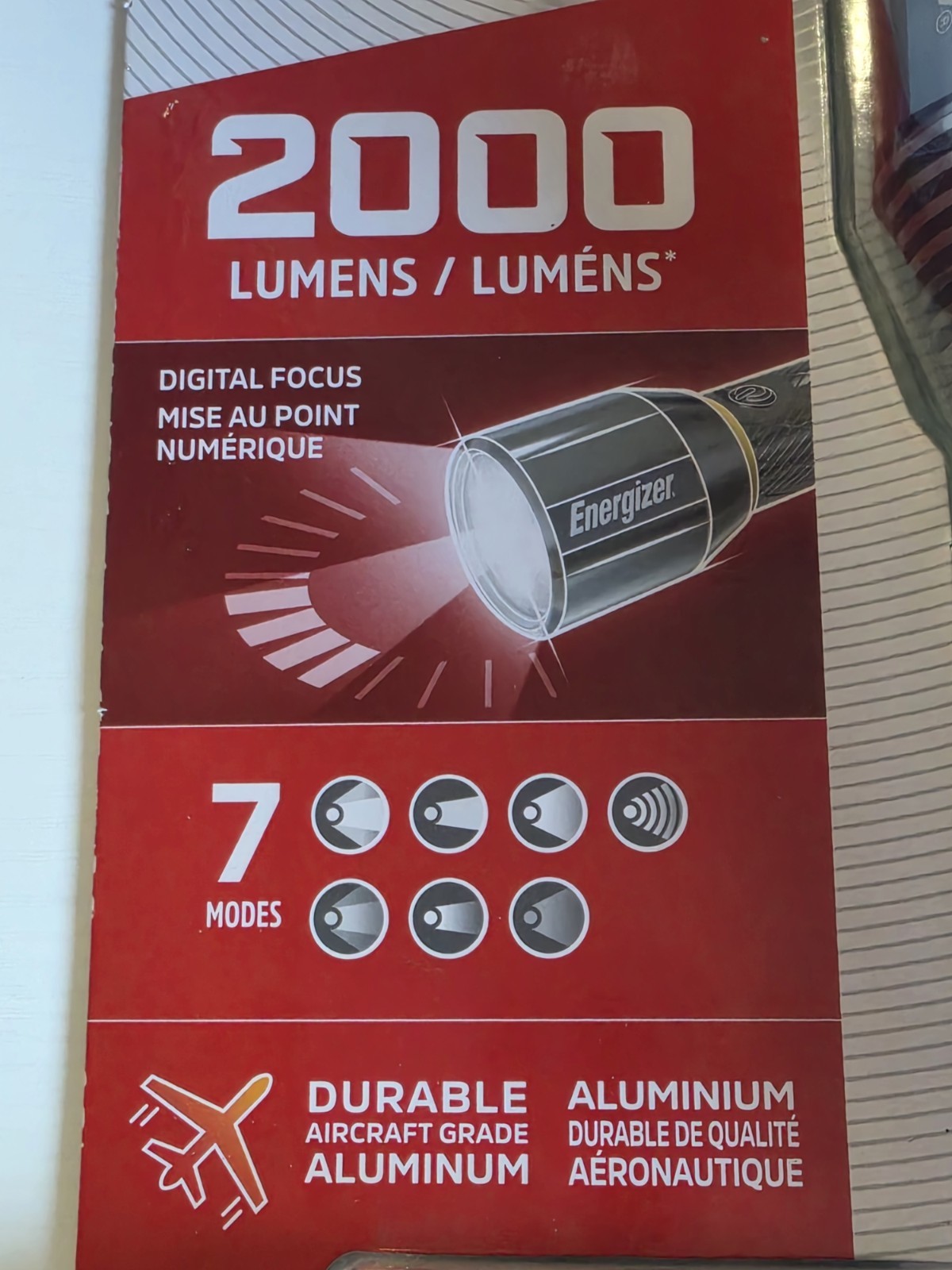ENERGIZER 2000 LUMEN FLASHLIGHT STROBE TORCH HI 4 Hr/LOW 30 HR BATTERIES INC