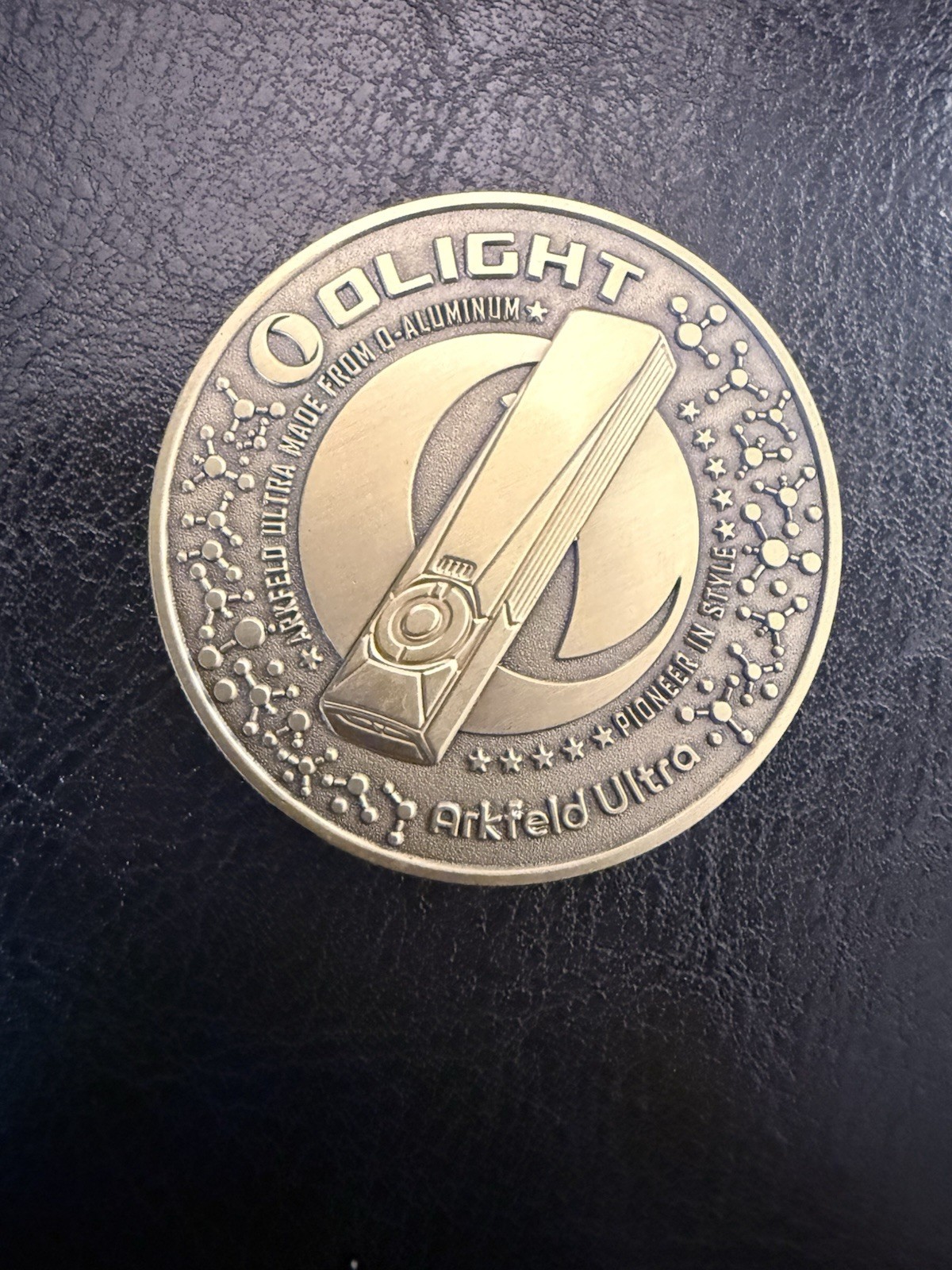 OLIGHT Arkfeld Ultra OAL Limited Edition CHALLENGE COIN