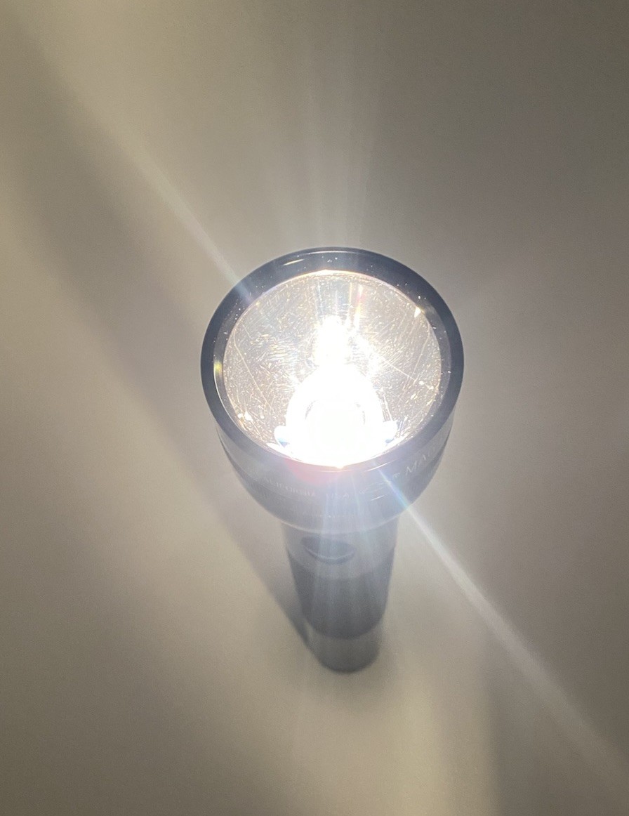 Mag-Lite 12.5″ Flashlight 3 D Cell Black Mag Light Works Great