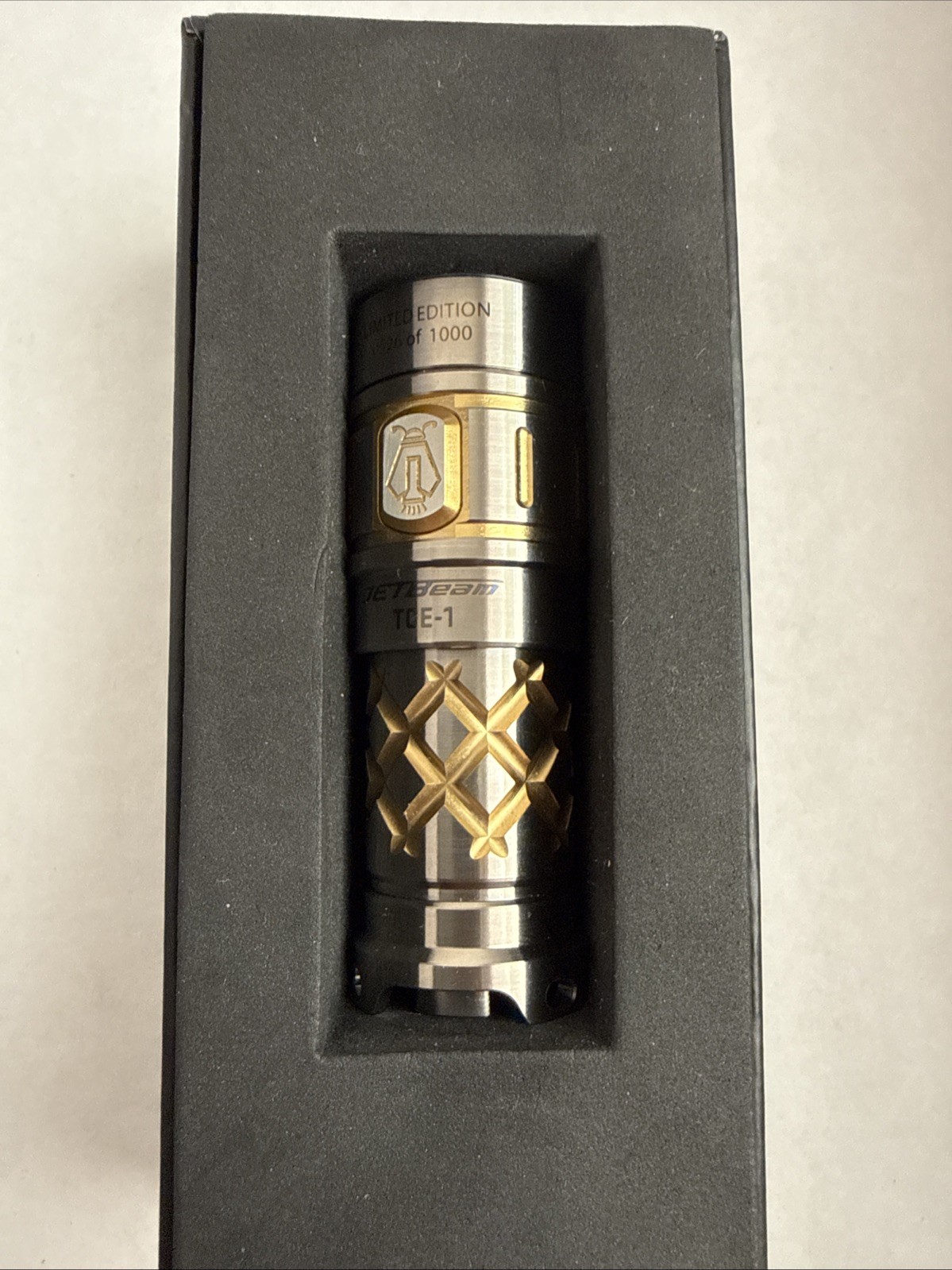 JETBeam TCE-1 Titanium Limited Edition Flashlight 600LM CREE XP-L EDC Torch