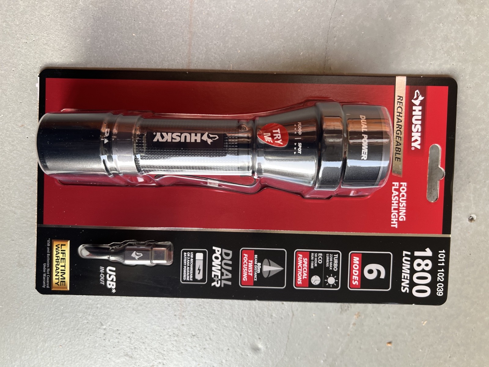 Husky 1800 Lumens Dual Power LED Rechargeable Lithium Ion Focusing Flashlight