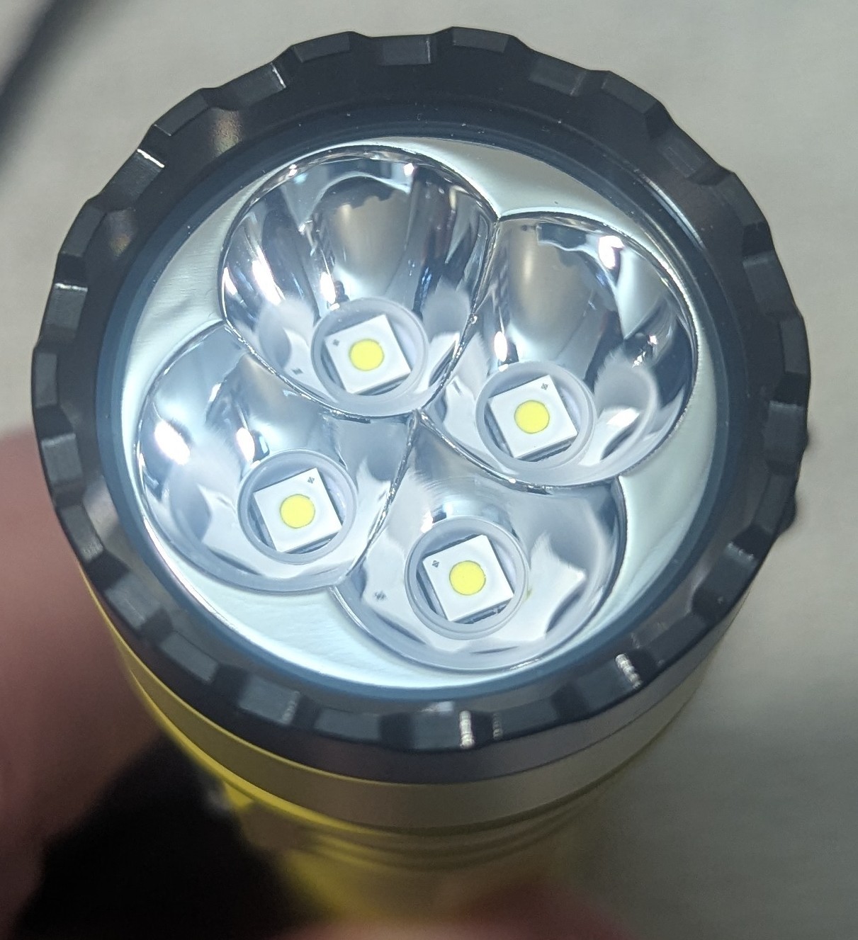 Acebeam E75 High Powered Flashlight – 4000 lumens – Special Edition
