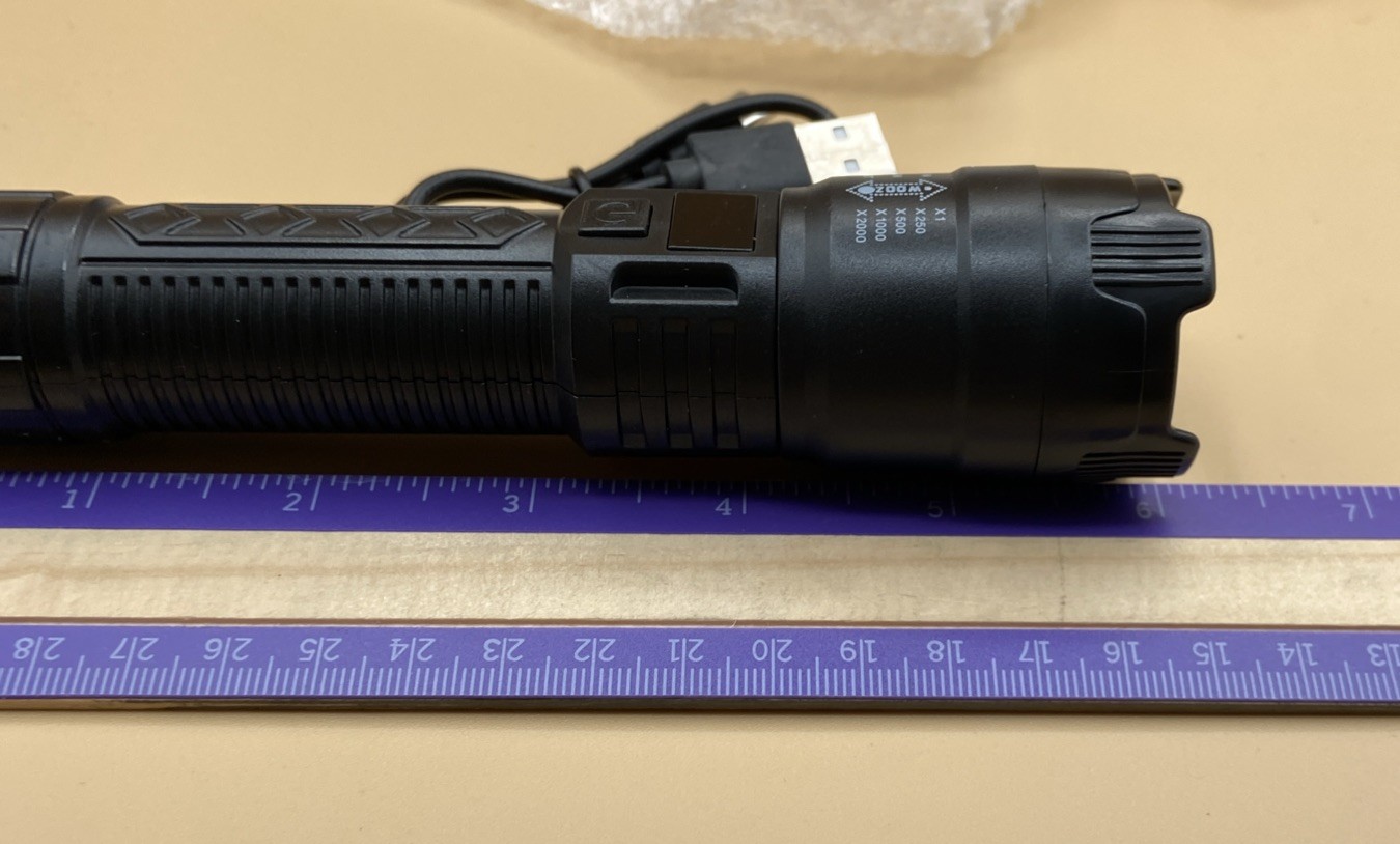 Lightweight Powerful Tactical Zoom Flashlight Black Super Bright Type C Charge