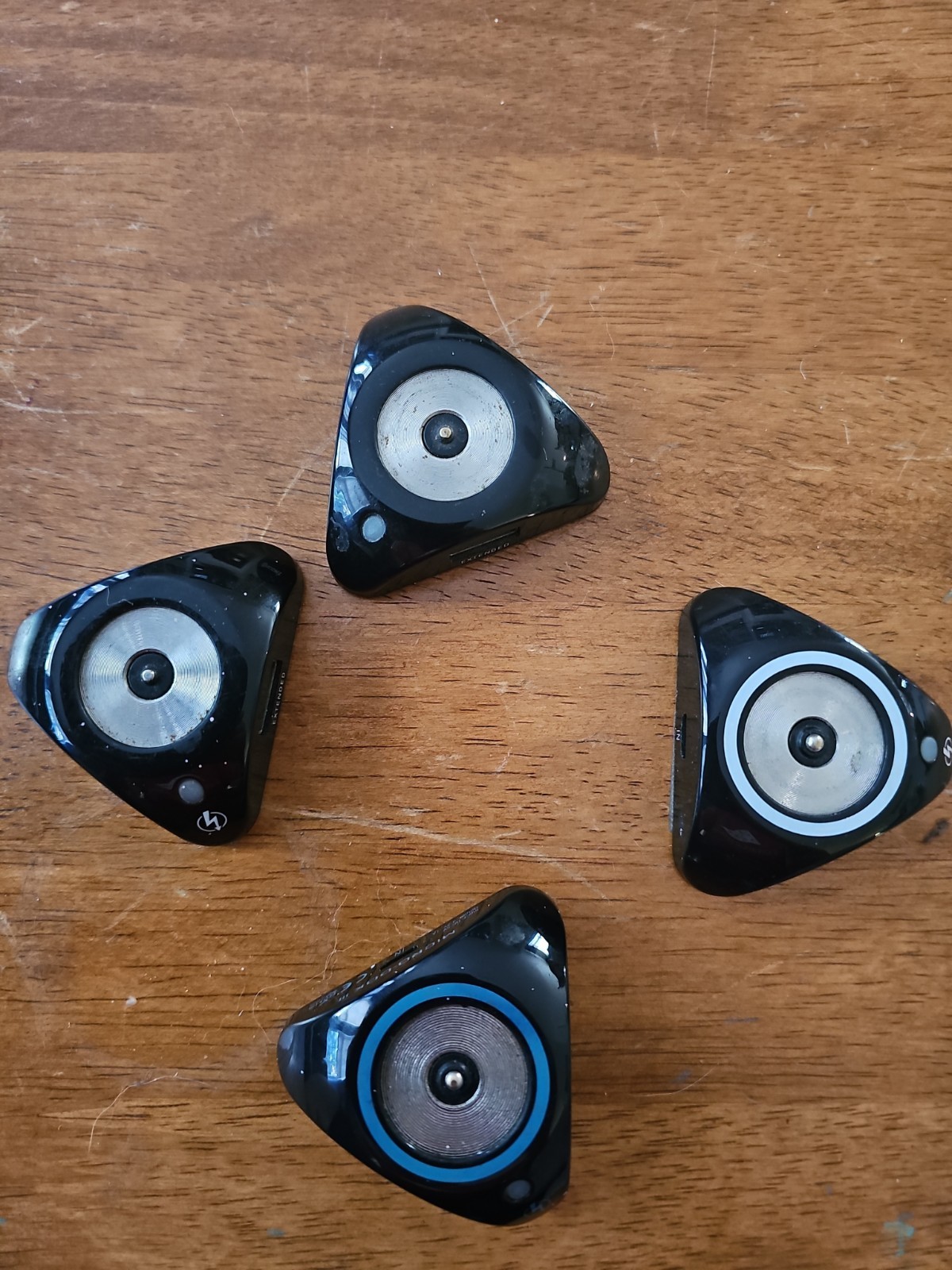 Olight- Charging Stand x4