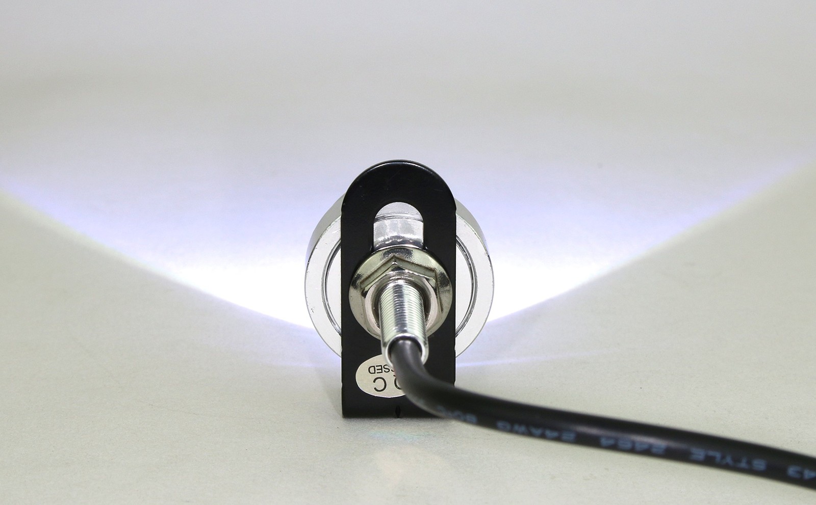 Tiny LED Spotlight, 1 Watt, 1 Diameter, 100 Lumen, Cool White, 10-30VDC, IP67