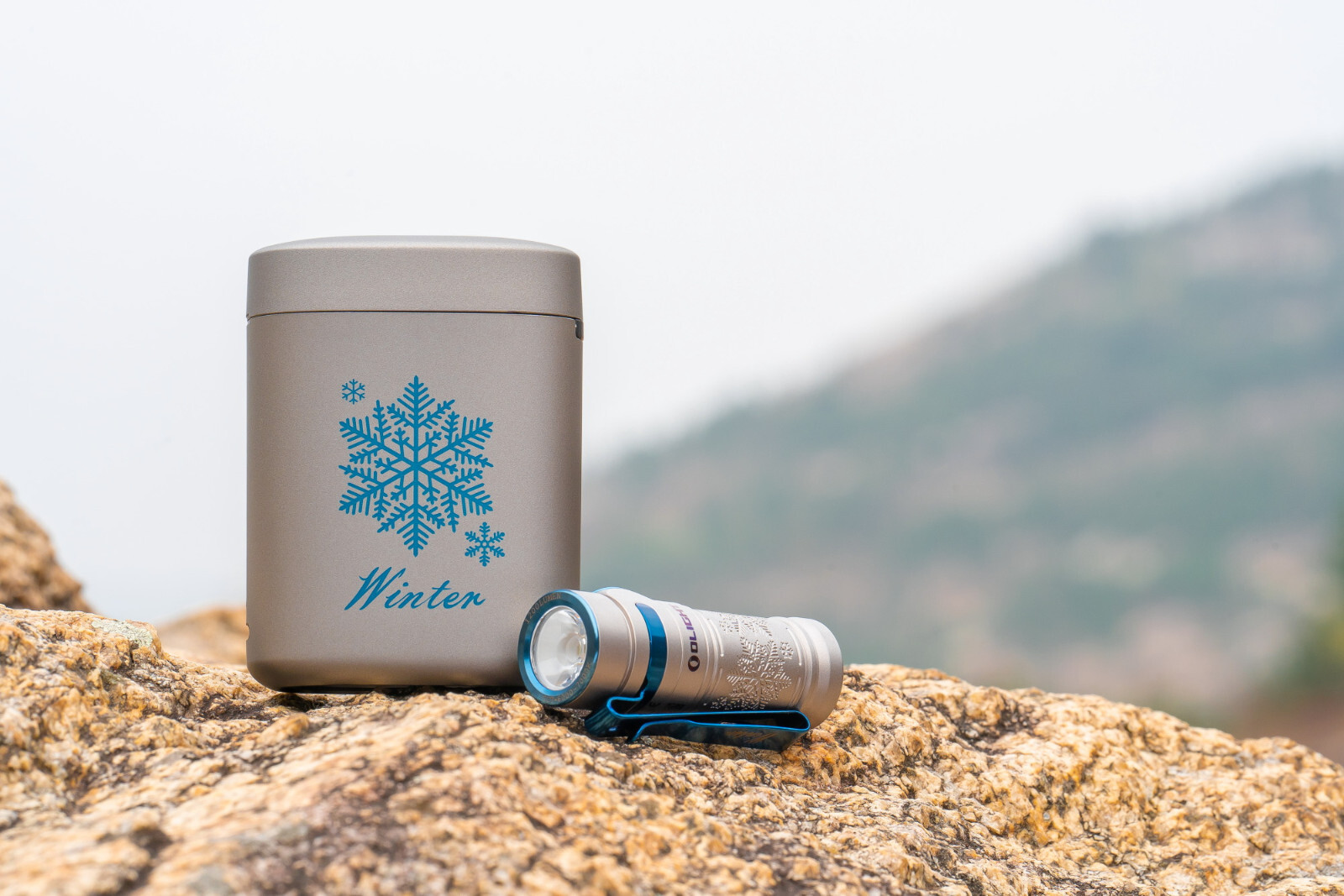 Olight Baton 3 Premium Edition Winter w/Portable Wireless Charger, 1200 Lumens