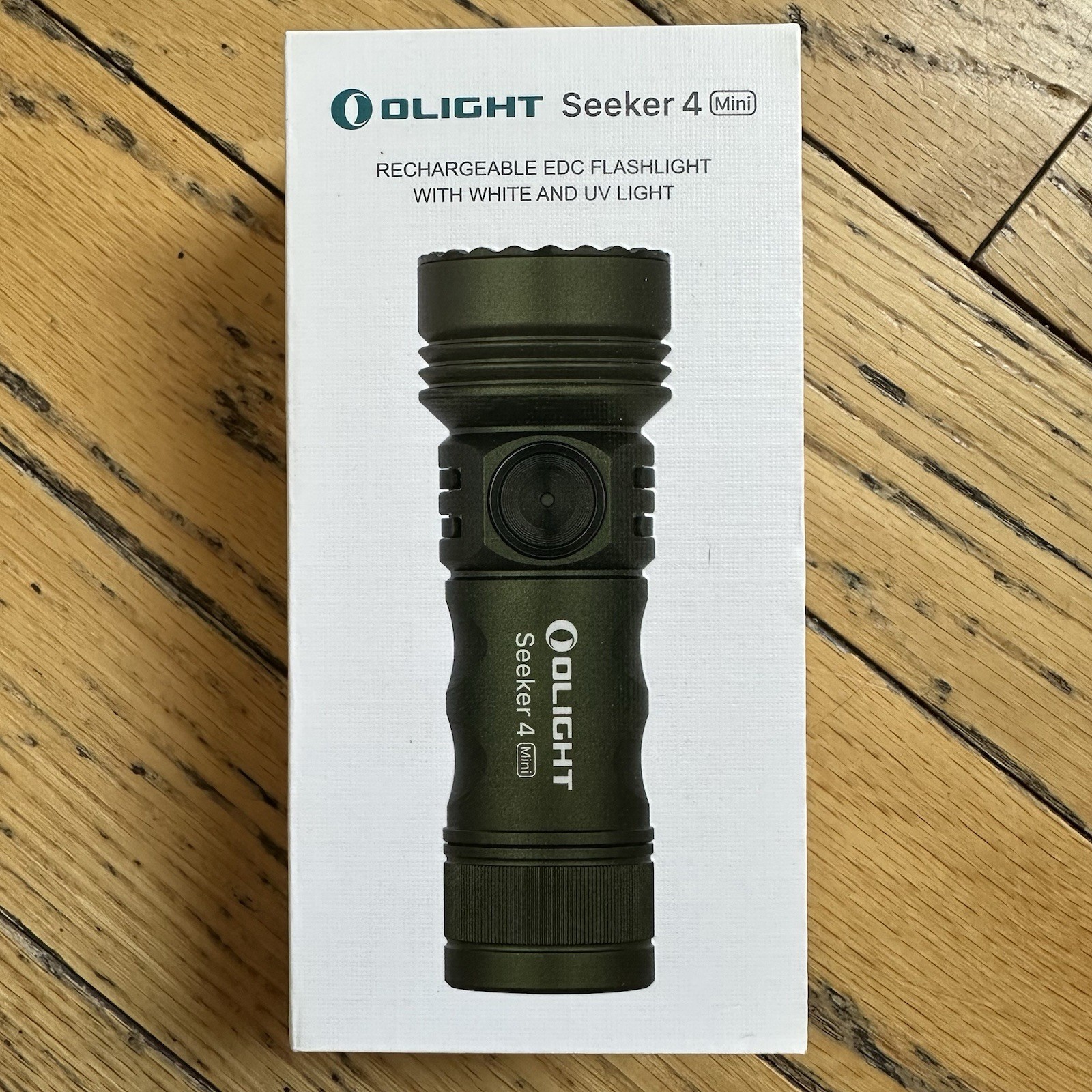 Olight Seeker 4 Mini EDC Flashlight 1200 Lumens with UV Function (OD Green)