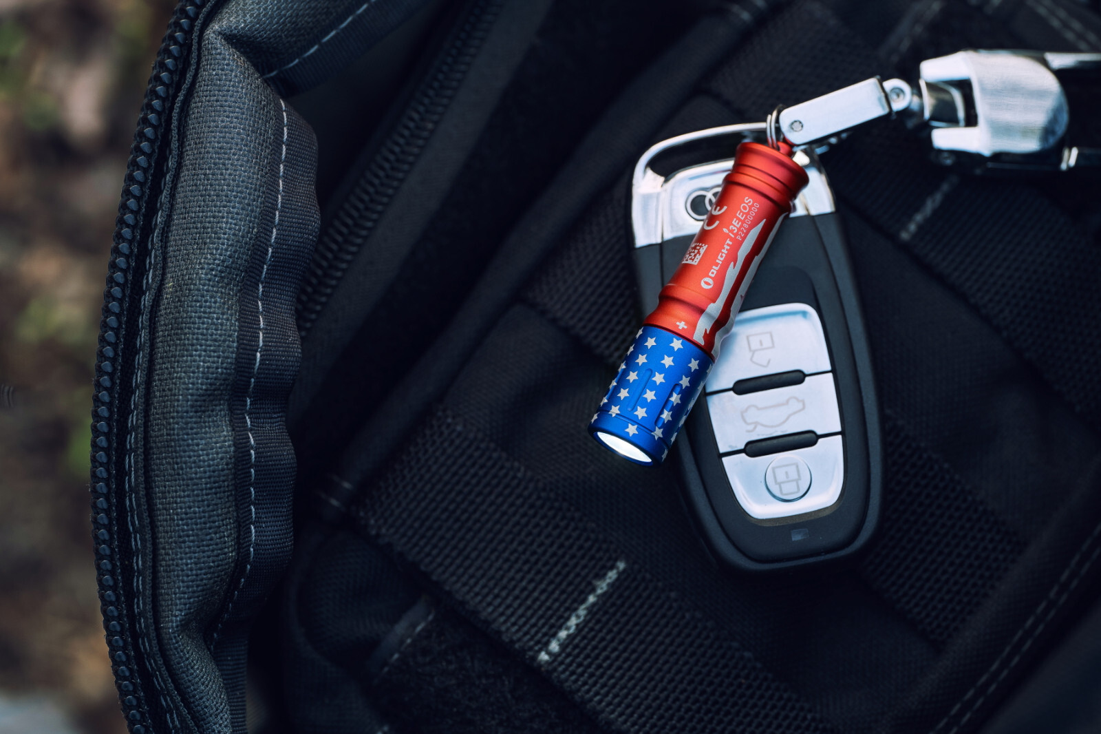 Olight I3E EOS Stars & Stripes Keychain Waterproof Flashlight, 90 Lumen