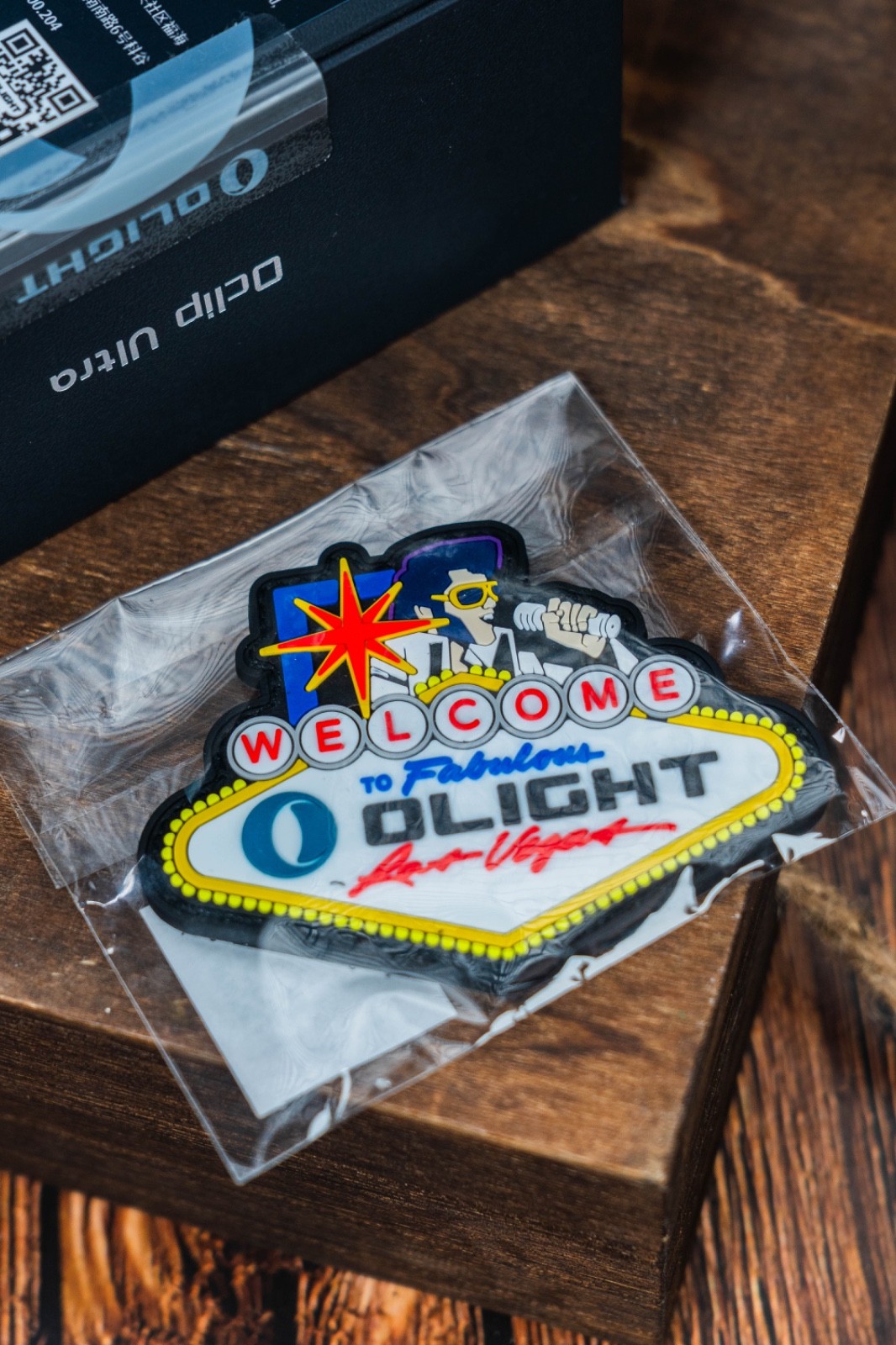 Olight Oclip Ultra Olive Green Vegas Exclusive w/ Elvis Patch