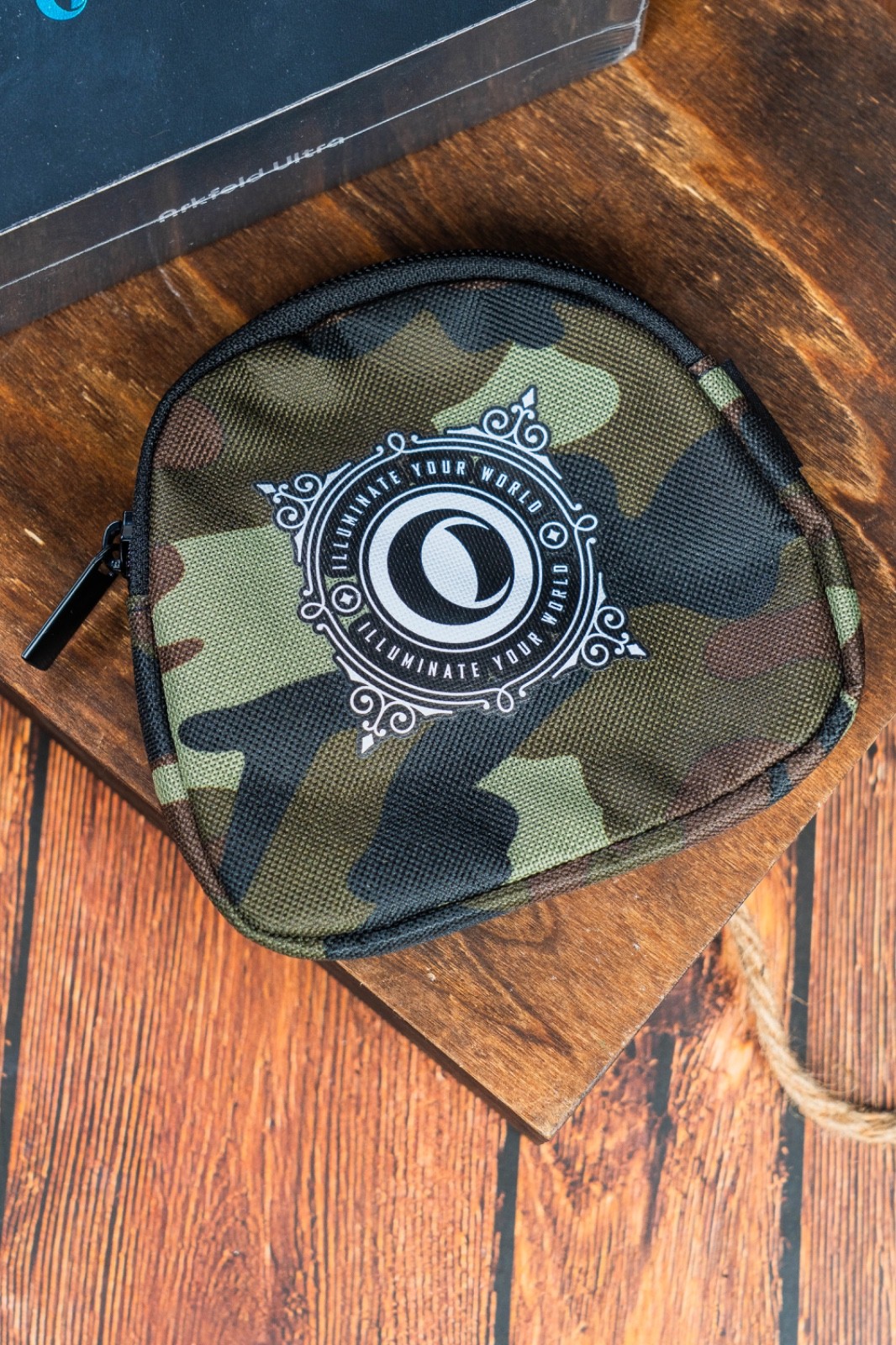 Olight Arkfeld Ultra Olive Green CW 3-in-1 EDC Flashlight + Camo Pouch Sealed