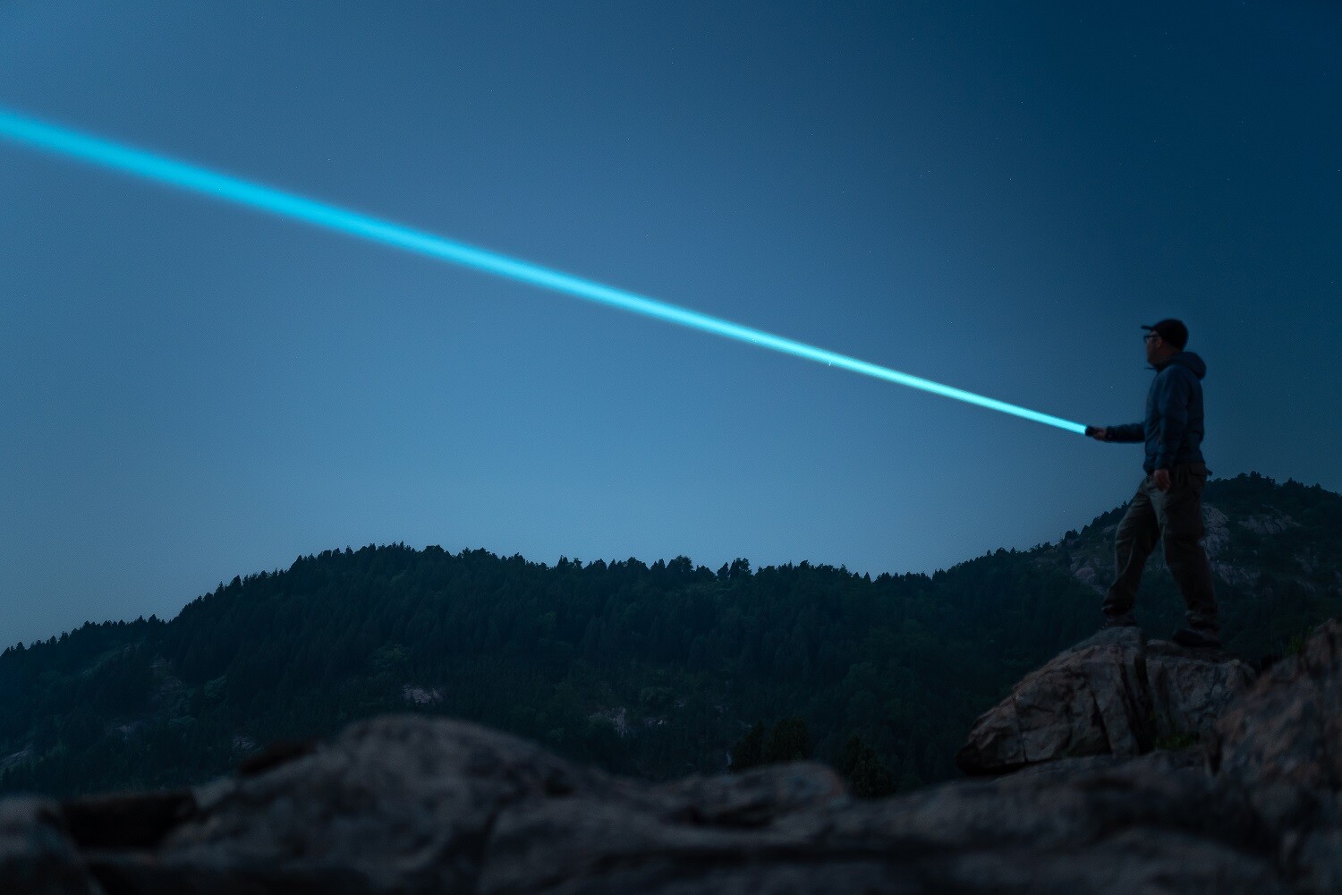 Weltool W4 Pro LEP White Laser 568 lumens 3394 Meters Beam Distance Flashlight