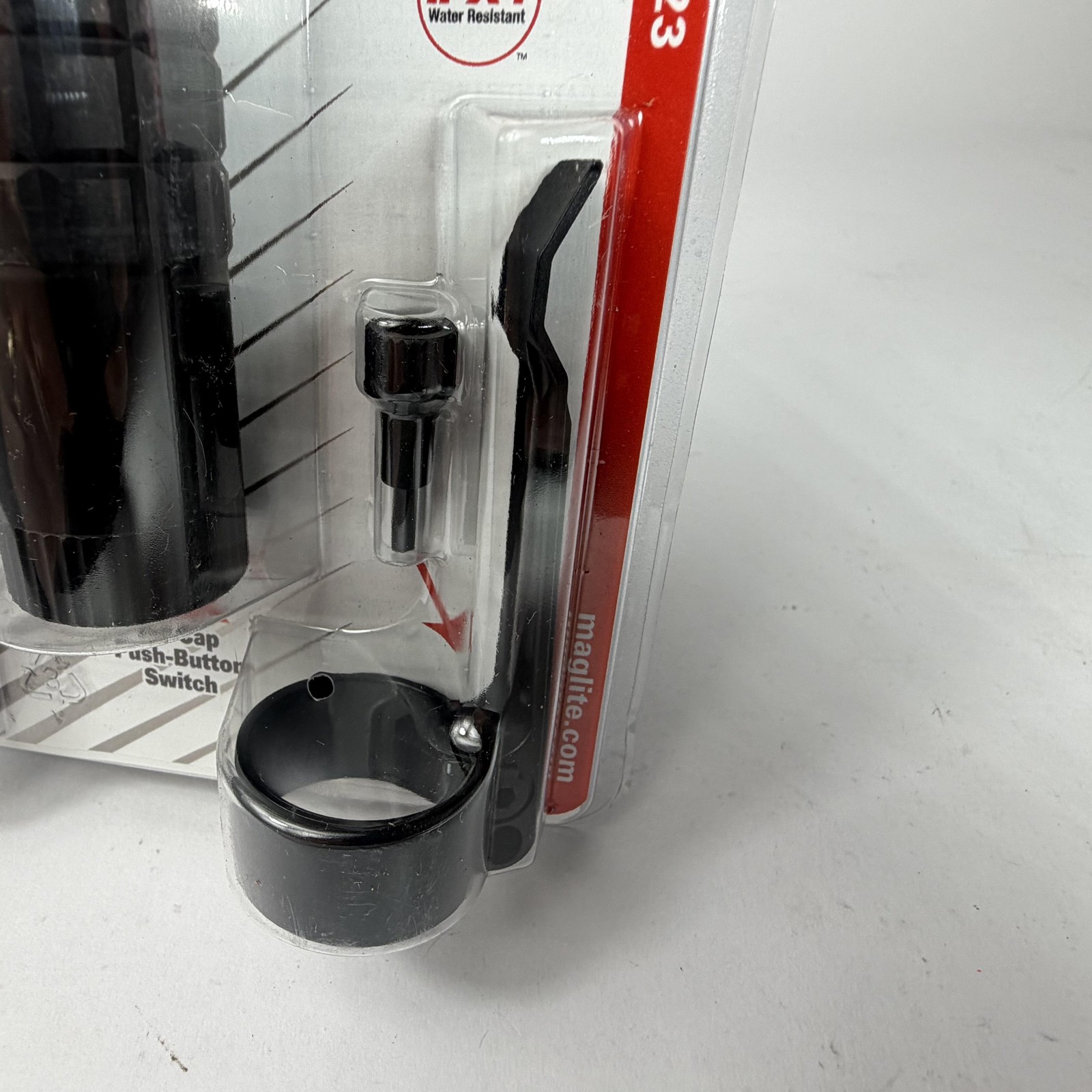 Mag-Lite Mag-Tac LED Flashlight Black 320 Lumens 2-Cell CR123 Crowned Bezel NEW