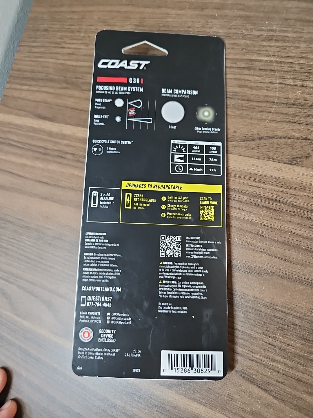 Coast G36 LED Flashlight 465 Lumens IP54 Waterproof 2 x AA Batteries