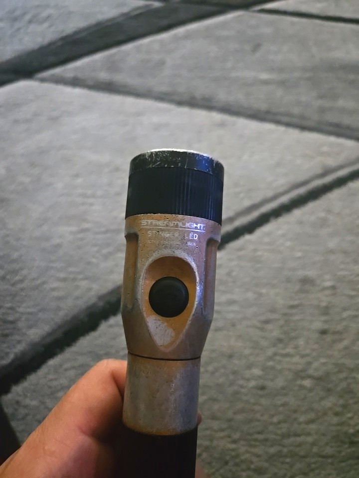 Streamlight Stinger LED Flashlight 1200lm 190m NiMH IPX4 Black/Silver 85175